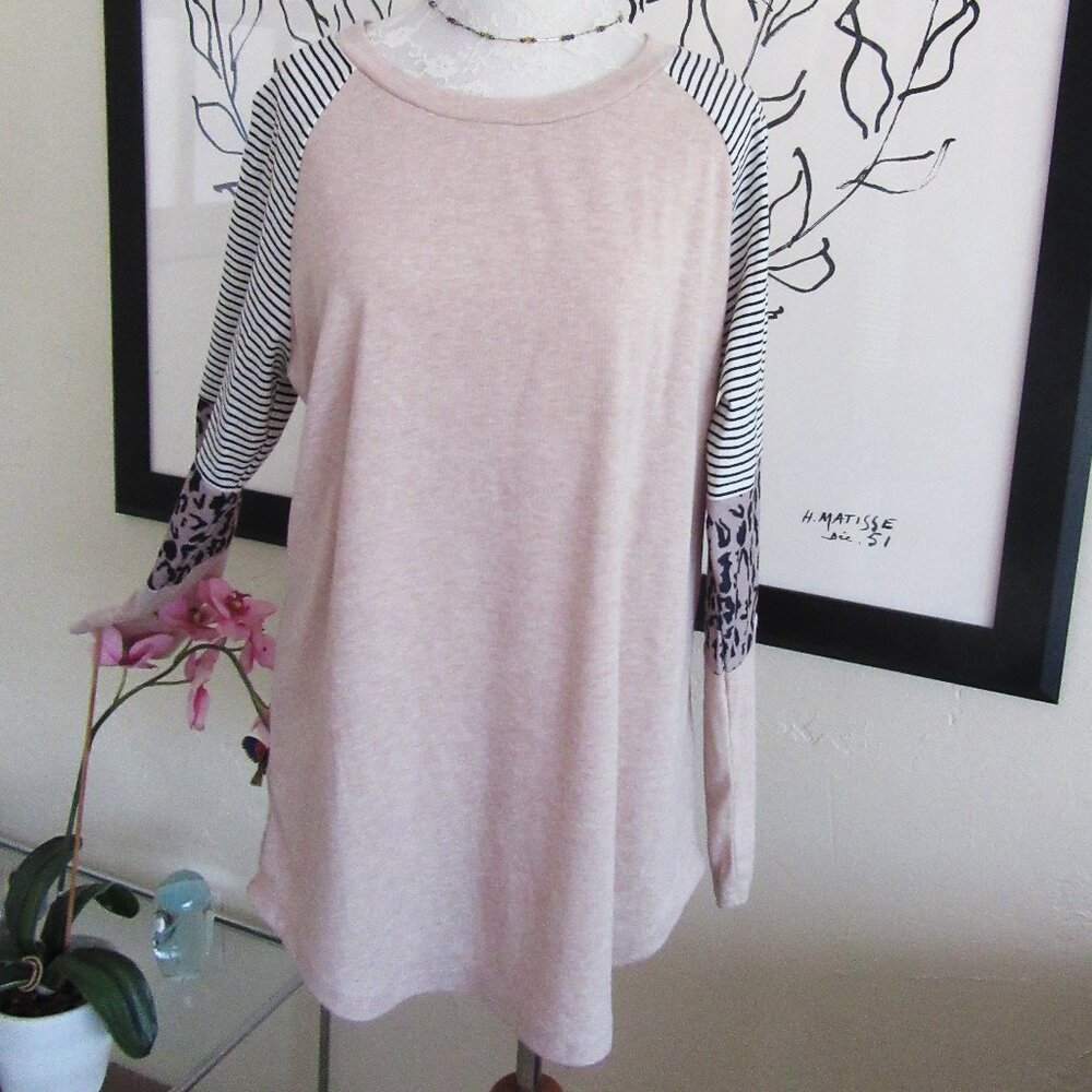 HARHAY beige long sleeve tunic t shirt - animal print & striped sleeves - Lg